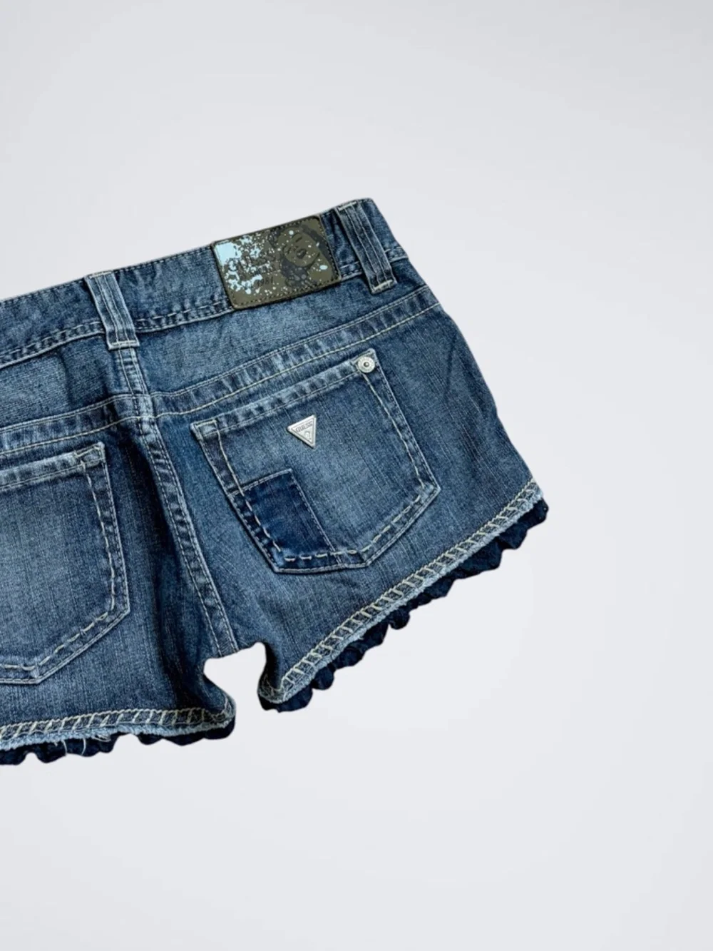 GUESS size 27